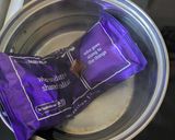 A picture of step 1 of Homemade mini egg chocolate bar.