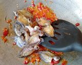Foto langkah ke 4 dari resep Balado Sepat Asin.