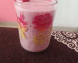 સ્ટ્રોબેરી મિલ્ક શેક (Strawberry Milk Shake Recipe in Gujarati) રેસીપી સ્ટેપ4ફોટો