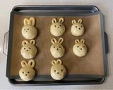 A picture of step 8 of Easter bunny milk rolls with red bean.