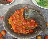 Foto langkah ke 4 dari resep Sambal tomat ceri.