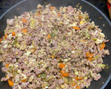 Foto del paso 5 de la receta: Carne picada mixta con verduras y huevos revueltos