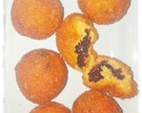 Foto langkah ke 4 dari resep Kroket Ubi isi Coklat Mises.