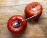 Foto del paso 1 de la receta: Tomates rellenos