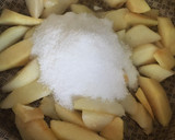 Foto del paso 2 de la receta: 🍐🍐PERAS 🍐 🍐 AL CARAMELO (con pasas de uva)🍇🍇