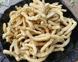 A picture of step 3 of Champakali gathiya.