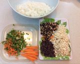 Hình bước làm 1 của món Cơm nguội tai thỏ