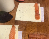 Foto del paso 1 de la receta: Rollitos de salmón con ensalada de aguacate