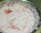 A picture of step 8 of Strawberry 🍓essence cake.