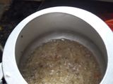 વટાણા બટાકા નું શાક (Vatana Bataka Shak Recipe In Gujarati)