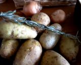 A picture of step 1 of Sig's vintners potatoes.