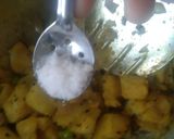 बटाट्याची भाजी रेसिपी स्टेप 4 फोटो 
