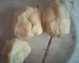 A picture of step 1 of Paneer stuffed semolina samosa.