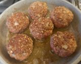 Foto del paso 6 de la receta: Albóndigas de Carne Rellenas con Puré y Huevos Rancheros