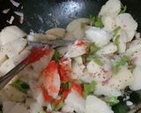 A picture of step 2 of Masala Idli.