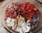 Lencsesaláta 🧀🍅🍖 recept fázis 3 fotója