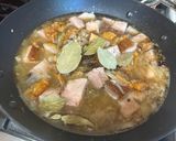 A picture of step 2 of Paksiw Na Lechon Kawali.