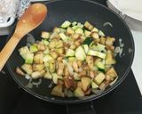 Foto del paso 2 de la receta: Pisto con huevo