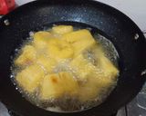 Foto langkah ke 5 dari resep Singkong goreng sambal bawang.