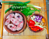 Foto langkah ke 1 dari resep Sup/Pindang Ikan Patin Bumbu Iris Yummy.