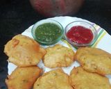 A picture of step 6 of Potato pakoda.