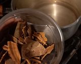 A picture of step 1 of Cinnamon Tea.