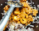 காளான் நெய் ரோஸ்ட் (Kaalaan nei roast recipe in tamil) ரெசிபி ஸ்டேப் 7 புகைப்படம்