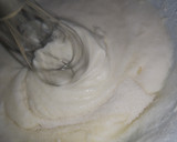 Foto del paso 3 de la receta: Muffins de plátano y pasitas