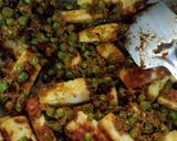 A picture of step 4 of Mutter paneer.