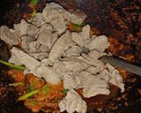 Foto langkah ke 5 dari resep Semur Daging Sapi Kecap.