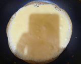 Foto langkah ke 3 dari resep Vanilla Brulée Crepe Cake / Mille Crepe.