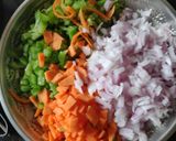 A picture of step 2 of Suji idli burger.