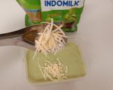 Foto langkah ke 5 dari resep Cheesecuit Matchalicious.
