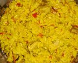 Foto del paso 7 de la receta: Arroz con carne y caldo de salmón