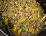 A picture of step 4 of Yellow Capsicum with minced meat.