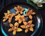 A picture of step 3 of Lotus namkeen (Shingada flour).