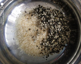 முருங்கைக்கீரை கருப்பு உளுந்து கஞ்சி ரெசிபி ஸ்டேப் 2 புகைப்படம்