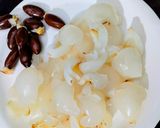 A picture of step 3 of Lychee Squash (Lychee Juice).