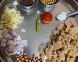 A picture of step 1 of Bread poha.