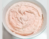 Foto del paso 2 de la receta: Estrellas de hojaldre con crema de salmón curado