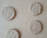Foto del paso 3 de la receta: Pancitos de avena y cebolla 🧅 sin horno