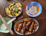 Hình bước làm 3 của món Cá nục 1 nắng kho dứa