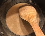 Savanyú krumplileves kolbásszal recept fázis 4 fotója