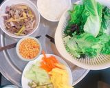Hình bước làm 4 của món Bò cuốn rau củ ngày hè (mâm cơm nhỏ của Trang 55)