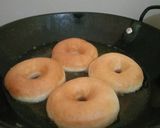 Foto langkah ke 3 dari resep Donat Kentang.