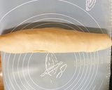 Hình bước làm 6 của món Bánh mì cuốn chà bông nấm rong biển