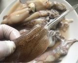 Foto del paso 2 de la receta Fideuà de rape, calamares y gambones