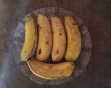 Foto langkah ke 1 dari resep Muffin Pisang Kismis Simple (Kukus & Panggang).