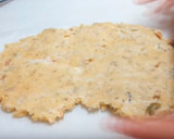 Foto del paso 4 de la receta: Galletas saladas de queso y aceitunas
