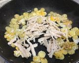 รูปขั้นตอนการทำที่ 4 ของ ข้าวผัดไข่ไก่ฉีก
